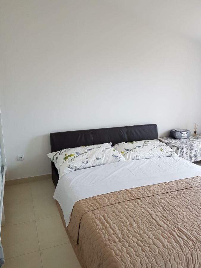 Apartment Dijana Kastela Bagian luar foto