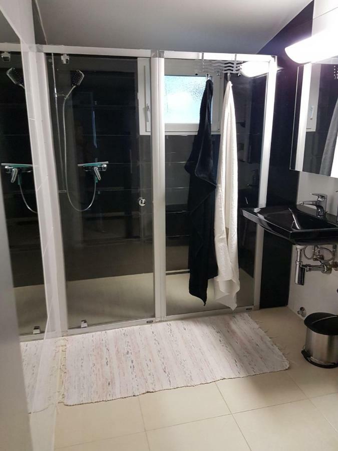 Apartment Dijana Kastela Bagian luar foto